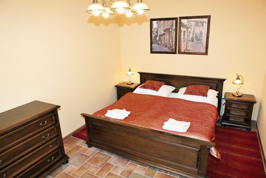 Hotel Pelikan Тршебонь Номер фото
