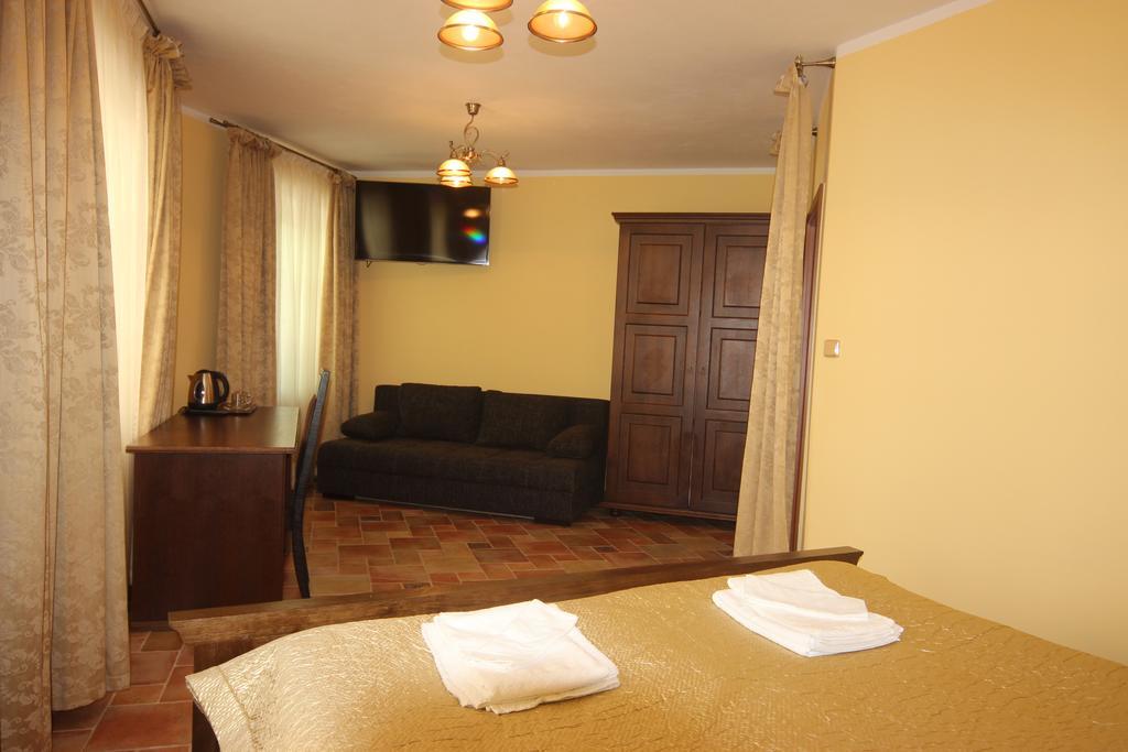 Hotel Pelikan Тршебонь Номер фото