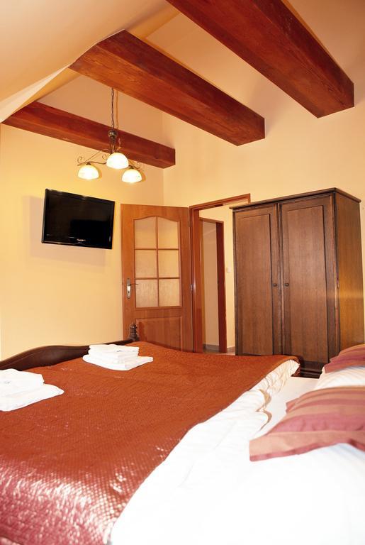 Hotel Pelikan Тршебонь Номер фото